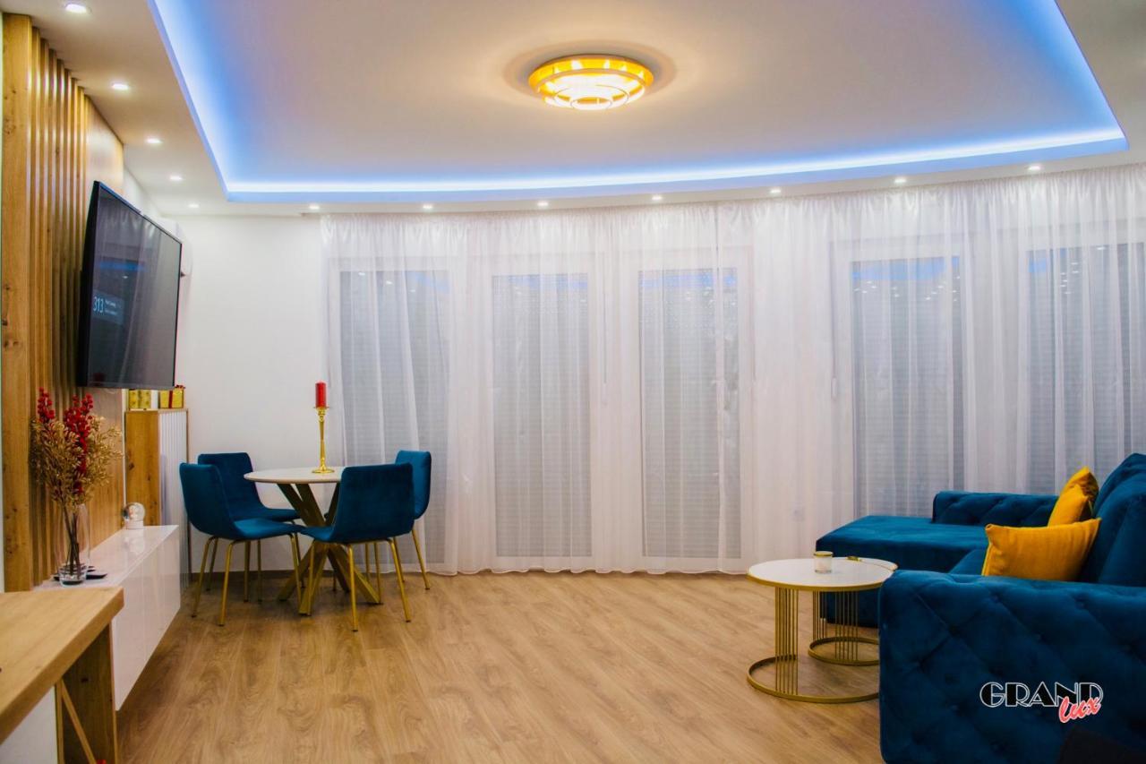 Grand Lux Apartment Ντόμποϊ Εξωτερικό φωτογραφία
