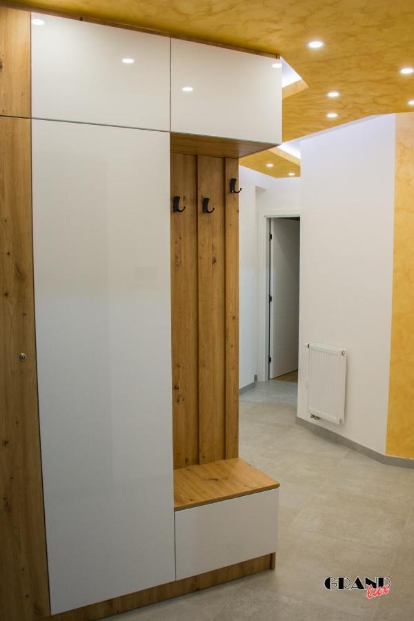 Grand Lux Apartment Ντόμποϊ Εξωτερικό φωτογραφία