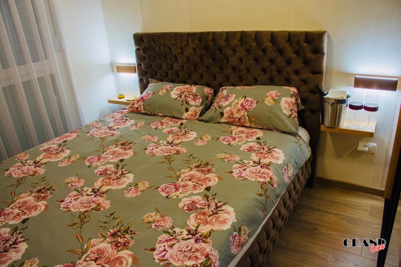 Grand Lux Apartment Ντόμποϊ Εξωτερικό φωτογραφία
