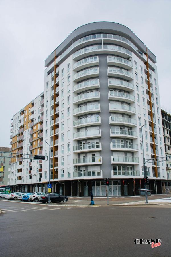Grand Lux Apartment Ντόμποϊ Εξωτερικό φωτογραφία