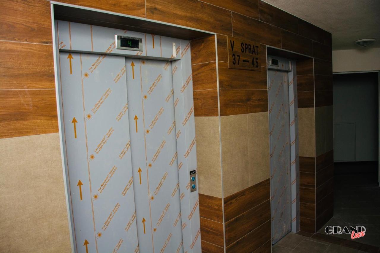 Grand Lux Apartment Ντόμποϊ Εξωτερικό φωτογραφία